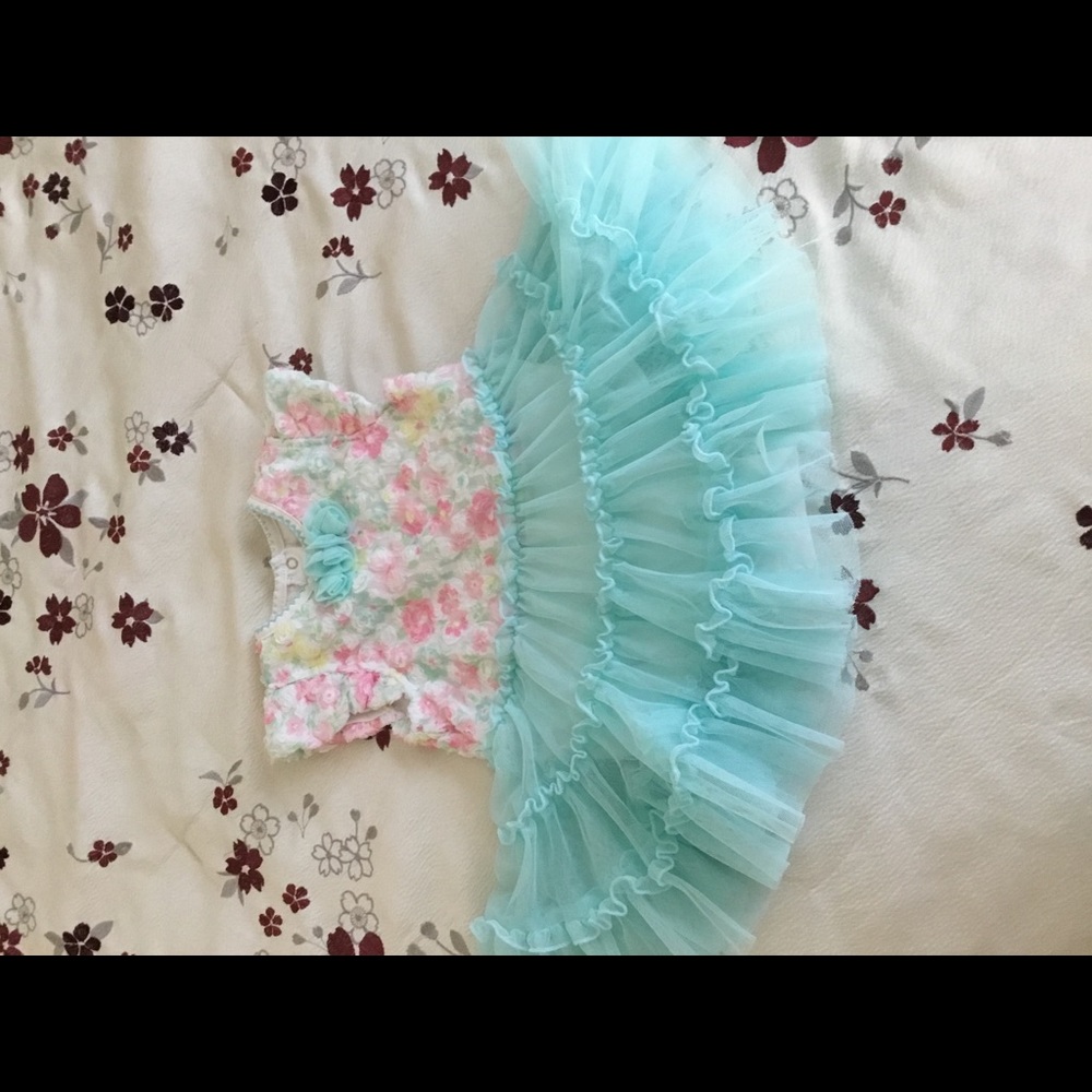 Little me 9 m girl poofy dress